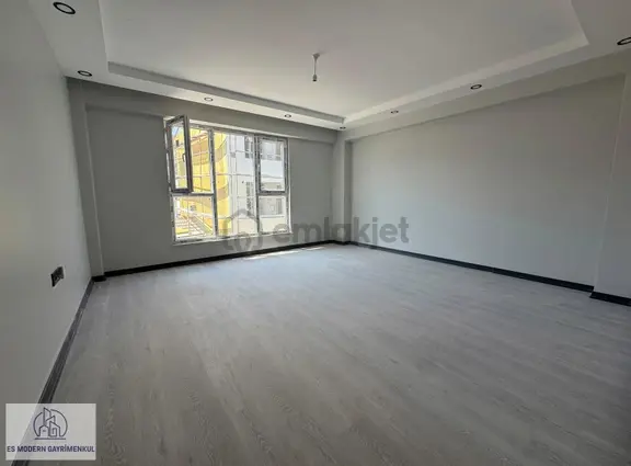 Esentepe Mh Yeşilmeydan Cd Yakını Kiralık 3+1 Daire 2