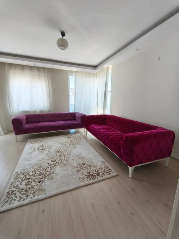 Ahatlıda 2+1 Eşyalı Katta Asansörlü Kiralık Daire 1