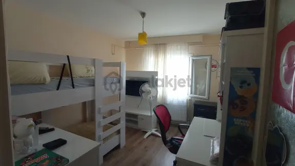Muratreis Cami Yakininda 3+1 Kiralik Daire 2