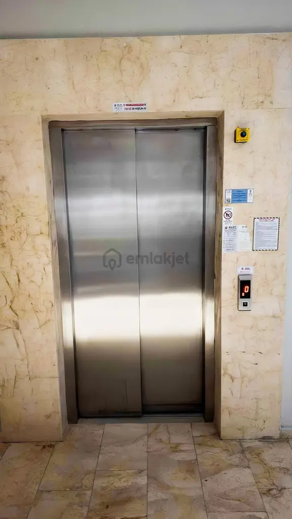 Yalova Merkezde Kiralık Sıfır Bahçe Katı 1+1 Daire 2