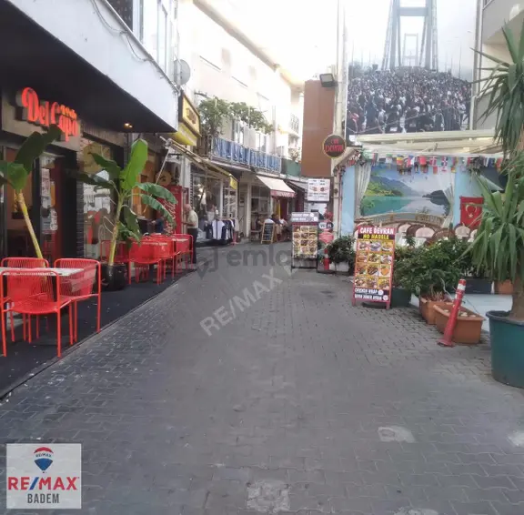 Marmaris Merkezde Yaz/kış Aktif Lokasyonda Kiralık İşyeri 2
