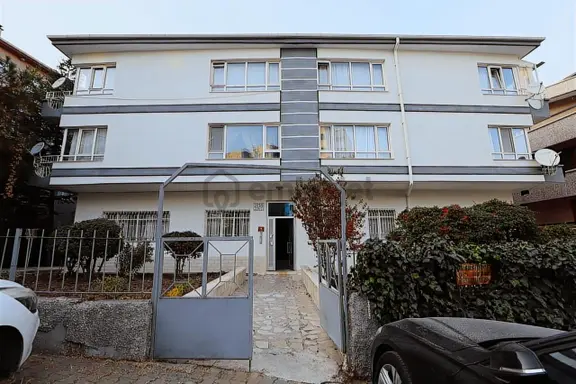 Metro Yakını Katta 3+1 Kiralık Daire 1