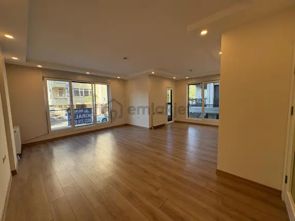 Bahçelievler Mahallesinde 3+1 Kiralık Daire 2