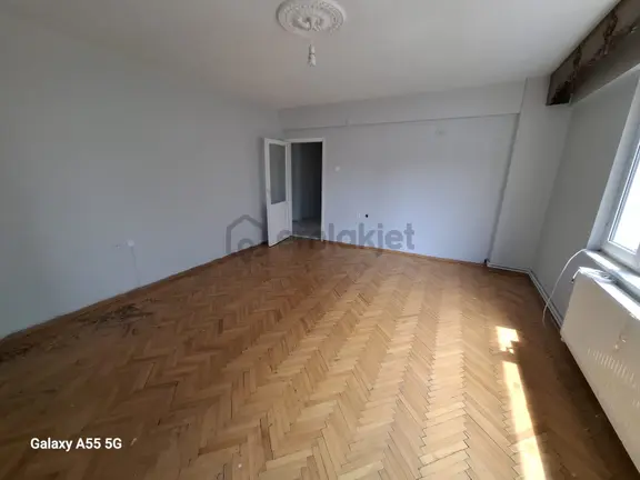Çarşıda Kiralık 3+1 Daire 2