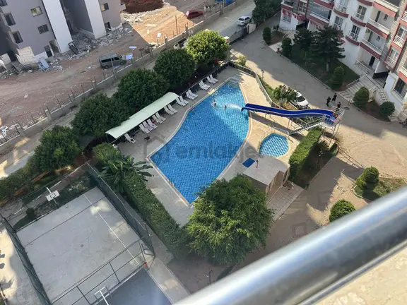 Mezıtlı De Geniş Oturumlu Havuzlu Satılık 3+1 Daire Bğmsz Mutfk 1