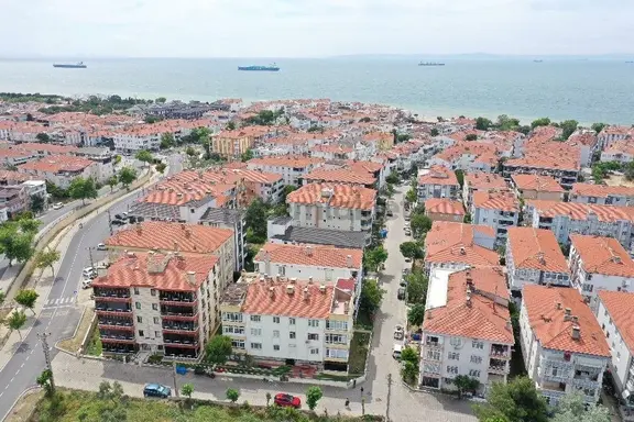 Şarköy Yaşam Gayrimenkul'den Fırsat Satılık 2+1 Daire ! 1