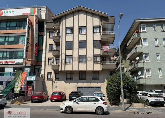 Yunus Emre Caddesi Üzeri Ön Cephe Gata Yakını 3+1 Satılık Daire 2