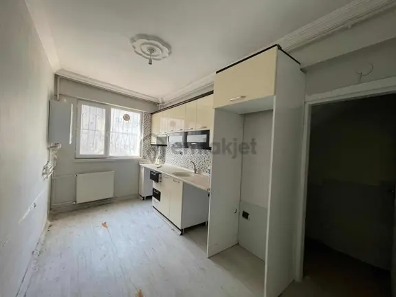 Başar Gayrimenkul'den Selahiye Mah. 2+1 Bahçe Katı Satılık Daire 1