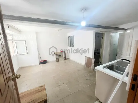 Kiralık Daire Pendik Esenyalı Mahallesi Bekara Uygun 2