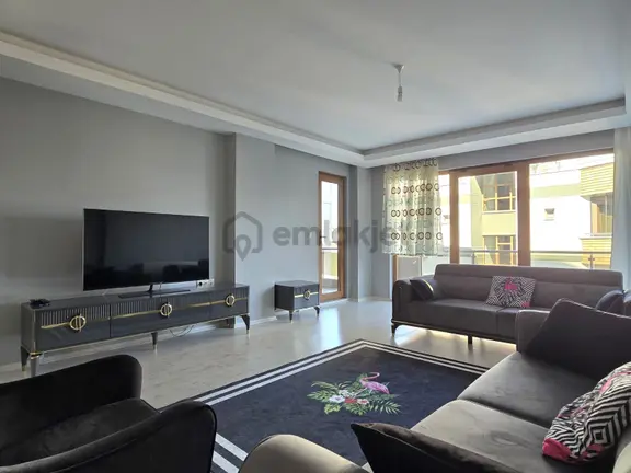 İdenova Mudanya Halitpaşa'da Eşyalı 2+1 Havuzlu Satılık Daire 1