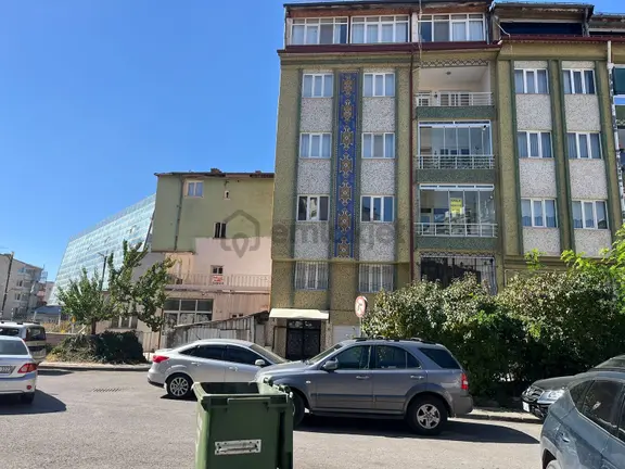 Net Yatırımdan Büyük Otel Arkası Çok Geniş Satılık 4+1 Daire 1