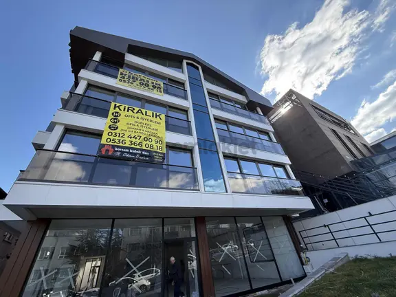 Çankaya Gop Nenehatun Yeni Binada 1+1 Asansörlü Ofis İşyeri 2