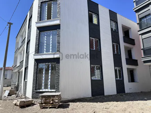 Uygun Fiyatlı 1+1 Kısa Sürede Teslim Sıfır Daire 1