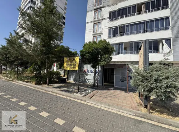 Merkezi Konumda Kurumsal Kiracılı Dükkan 1