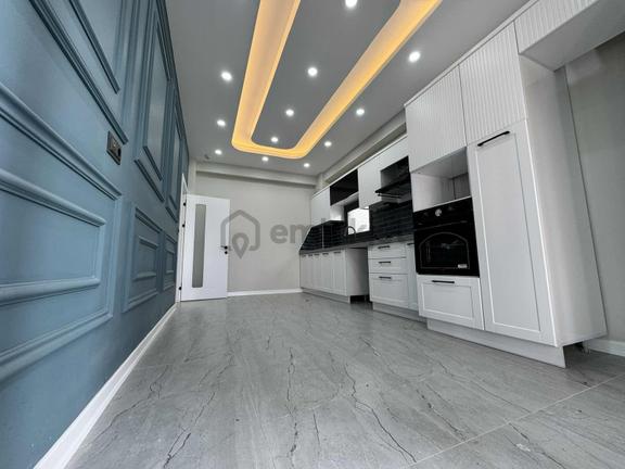 Avcı'dan Müstakil Havuzlu Çok Geniş Köşe En Büyük Bahçeli Villa 2