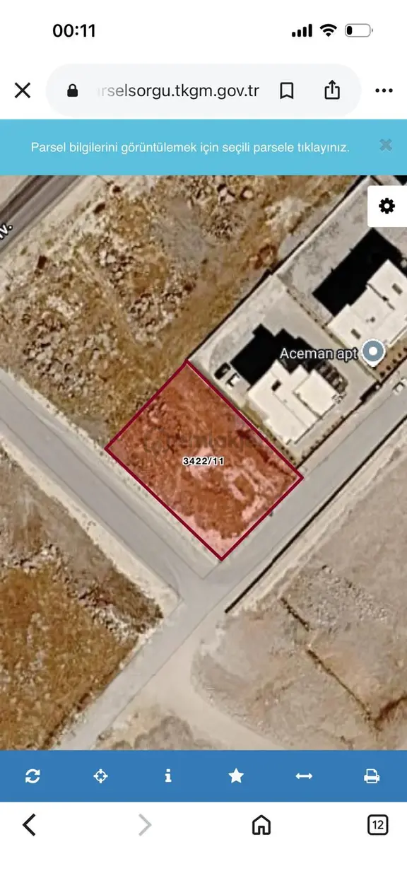 Karaköprü Seyrantepe Mahallesinde Satılık Köşebaşı Arsa 1