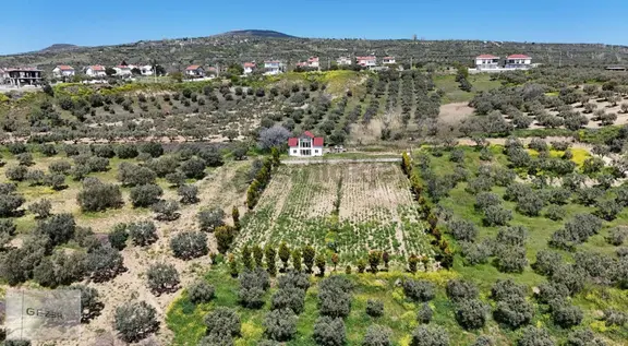 Müstakil Full Deniz Manzaralı 3,500 M2 Arsa İçerisinde 140 M2 Ev 2