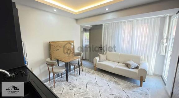 Paü'ye Yürüme Mesafesinde Sıfır Eşyalı Ara Kat Balkonlu Apart 1