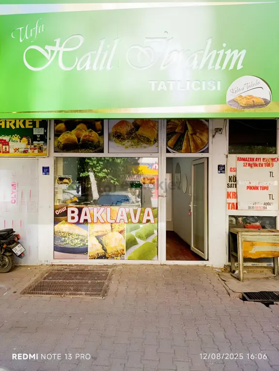 Kılıçaslan Mahallesinde Ana Cadde Üzerinde Satılık 12 M2 Dükkan 1