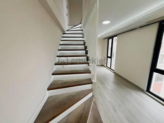 Remax Advantage Dan Akçalar Da Kiralık 1+1 Dubleks Geniş Daire 1