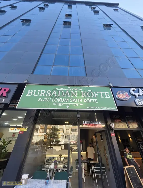 Prestijden İşlek Lokasyonda Cadde Üzeri Devren Satılık Dükkan 2