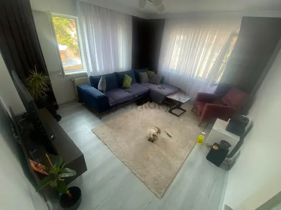 Bursa Emirsultan Cadde Üzeri 2+1 85m2 3.kat Kat Mülkiyetli 2