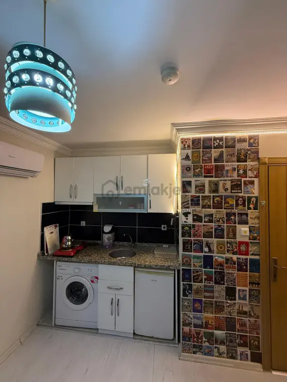 Kenan Evren Zeki Usta Arkası 1+0 Yarı Bodrum Eşyalı Kiralık Daire 1