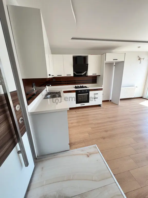 Gürselpaşa'da 2+1 Full Site Donatılı Doğalgazlı Kiralık Daire 2