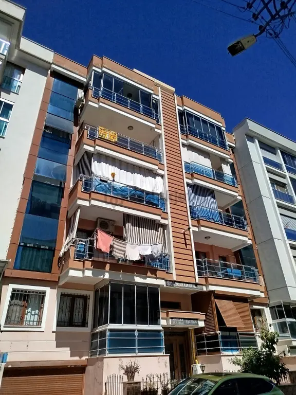 Şemikler Meydan Ve Ordu Cad. Yakını Boya-badanalı 2+1 1