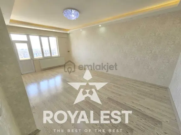 Royalest'ten Cadde Üstü Siteiçi Arakat Geniş Full Bakımlı 2