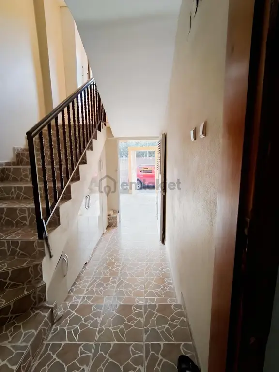 Cadde Ye Yakın Doğal Gazlı Kombili Kiralık Müstakil 2