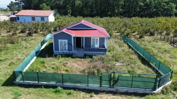 Cumayeri Orta Mahallede 401 M² Arsa İçinde Müstakil Ev 2
