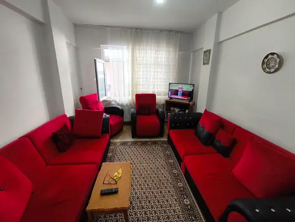 Gürkan Emlak'tan Satılık Doğalgazlı Giriş Üstü Daire 2