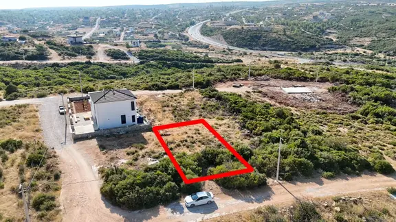 Didim Seyrantepe Yeri Düz Çift Villa İmarlı 600 M2 Satılk Arsa 1