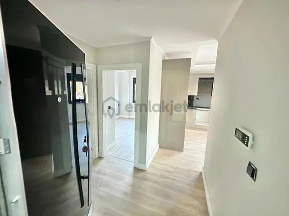 Cebeli Eteğinde | Deniz & Havuz & Şehir Manzaralı Sıfır 1+1 2