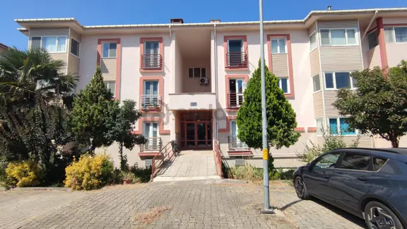 Turyap Yıldız'dan A.menderes Toki'de Kiralık 2+1 Tadilatlı 1
