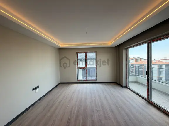 İncekte Sıfır/çatı Eğimsiz/bağımsız Mutfak/merkezi Konum/ 4+1 2