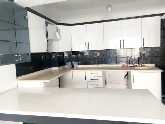 Tam Merkezde Sahile 100 M Deniz Gören 2+1 Kiralık Daire 2