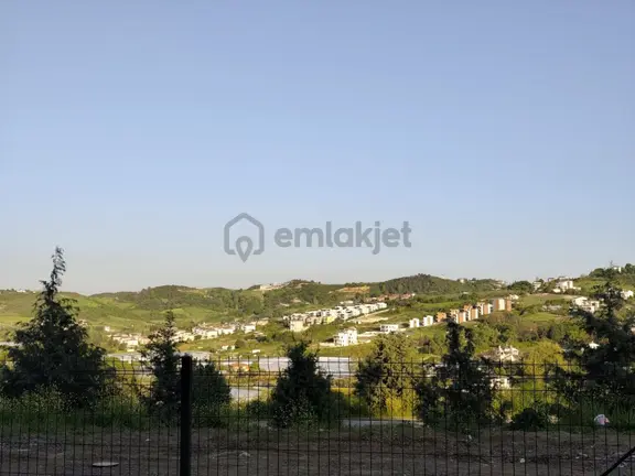 Turyap Medine'den Acil Satılık Çınarcık Koru'da2+1 Sıfır Daire 2