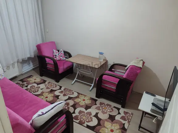 Asel'den Cafeler Sok.1+1 Eşyalı Balkonlu Arakat Daire 2