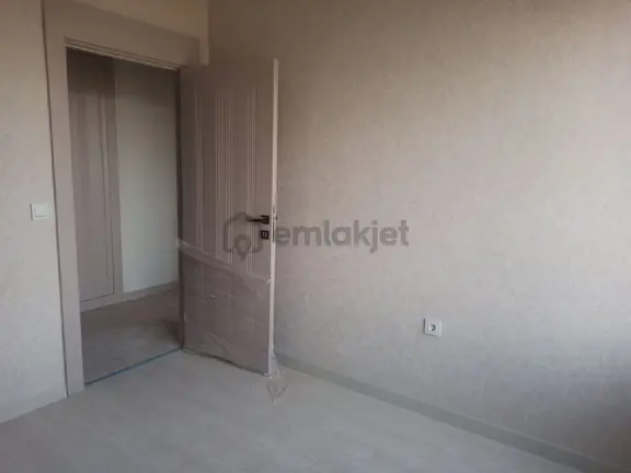 Uckuyuda 2+1 Satılık Daire 2