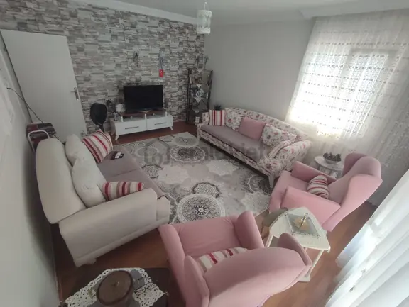 Sincan Akşeemsettin Mah Salon Bağımsız Katta Yapılı 3+1 1