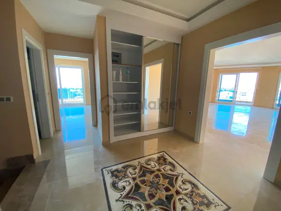 Alanya Mahmutlar’da Prestijli Konumda Deniz & Doğa Manzaralı 4+1 Lüks Dubleks 2