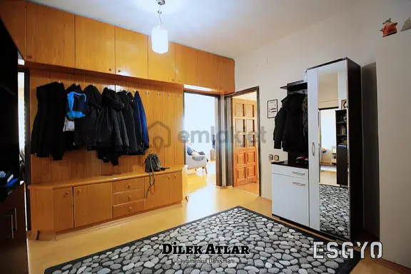 (esgyo)dan Vişnelik Önçağ Sitesinde Bakımlı Satılık Daire 2