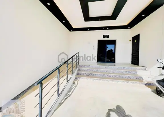Pazarcı Mahallesi Havuzlu 1+1 Kiralık Daire 2