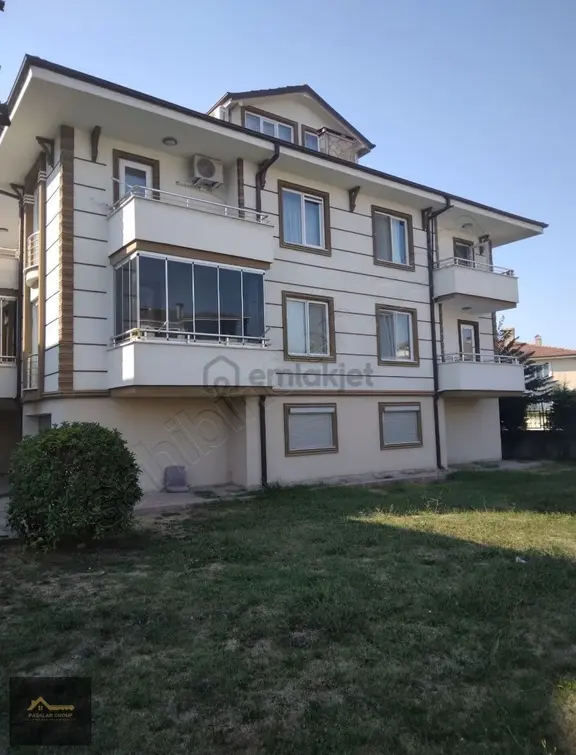 Sakarya Yazlıkta Geniş 4+1 Çatı Dubleks | 210 M² | Kapalı Garaj 1