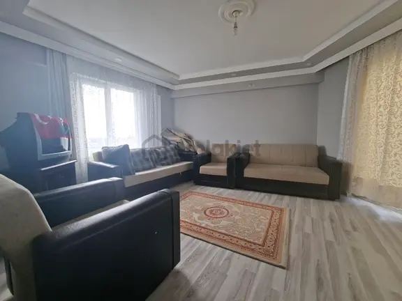 B&u Gayrimenkulden Şehitliğin Yanında 2+1 Eşyalı Kiralık Daire 2
