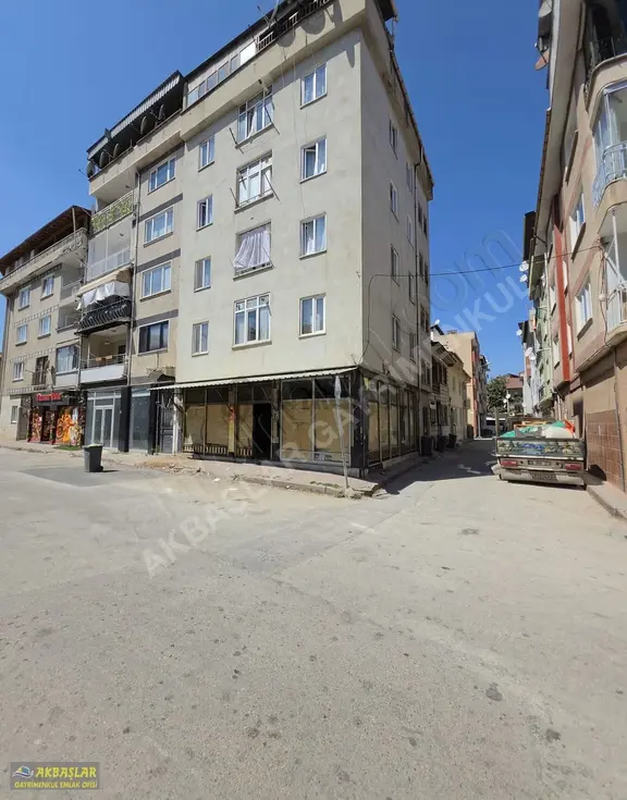 Akbaşlar Gayrimenkul Den Dr Halilbey Caddesi'nde Satılık Dükkan 2