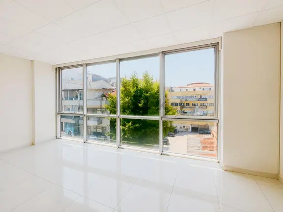 Yalova Merkez Arabacılar Sokakta Yeni Binada Ön Cephe Satılık O 2