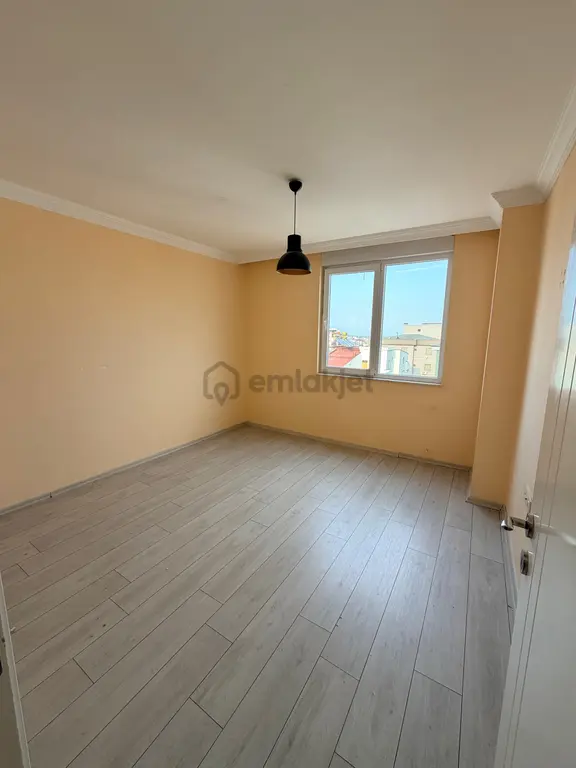 Antalya Kepez Aydoğmuş’ta Havuzlu Tramvay Di̇bi̇ Ki̇ralik 2+1 1